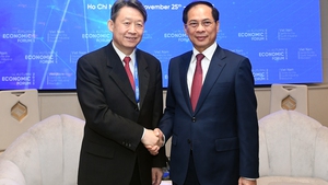 越南与中国加强国家建设和发展经验分享