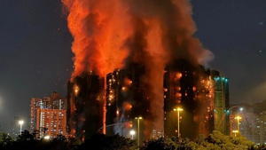 越南外交部长黎怀忠就香港大埔火灾致电慰问