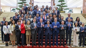 范明政总理会见欧盟—东盟商务理事会和越南欧洲企业协会代表团