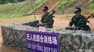 越南边防部队与中国国家移民管理局合作