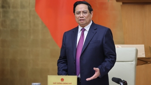 范明政总理：有效使用工具打击非法、不报告和不受管制捕捞