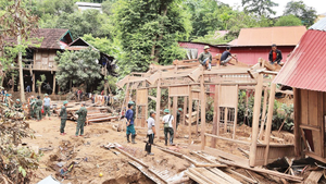 范明政总理要求着力修复中部地区洪涝后的基础设施、恢复生产运营