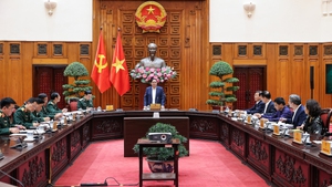 实现战略技术自主可控并推动国防军工产品的商业化