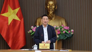 胡德福副总理主持国家财政货币政策咨询委员会会议