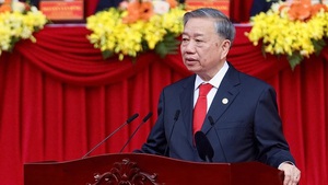 越南南方解放、国家统一50周年纪念典礼隆重举行