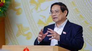 政府总理范明正：力争在2025年10月31日前全国基本完成危旧房清零目标