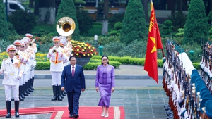 范明正总理主持仪式，欢迎泰国总理对越南进行正式访问