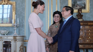 范明正总理会见瑞典女王储维多利亚