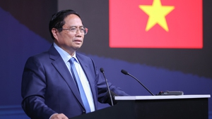 范明正总理期待瑞典投资者纷纷加大对越南投资力度