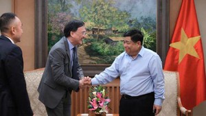 越南政府副总理阮志勇会见中国基建企业代表