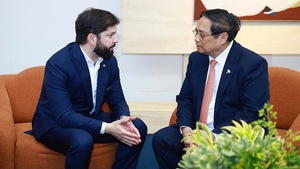 范明正总理会见智利总统
