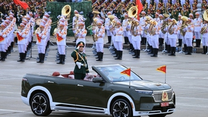 越南人民军在越南八月革命胜利暨九.二国庆80周年纪念典礼的阅兵方阵（组图）