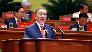 关于提交越南共产党第十四次全国代表大会文件的报告 （全文）