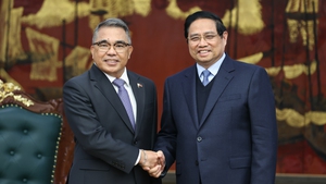 范明政总理会见菲律宾驻越南大使