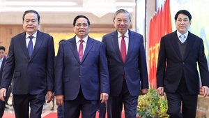 苏林总书记出席中央政府和各地政府工作全国会议