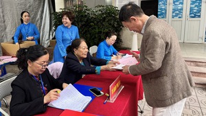 国会选举结束，全国选民投票率达99.68%