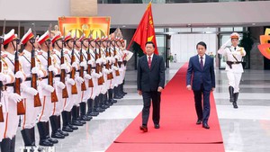 推动越南与老挝公安部的合作关系