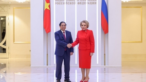 范明政总理会见俄罗斯联邦委员会主席