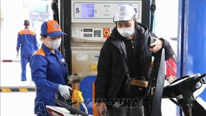 越南成品油价格3月25日下午起大幅下调