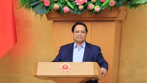 范明政总理：制定符合新形势的方案，坚定落实经济增长10%以上的目标