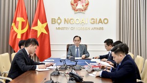 黎怀忠部长与欧委会副主席卡娅·卡拉斯通电话