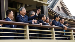 越共中央总书记、国家主席苏林参访中国河北省雄安新区