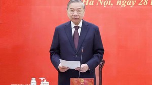 总书记、国家主席苏林主持召开2026 -2031年任期国防和安全委员会第一次会议