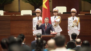 黎明兴同志当选越南新一任政府总理