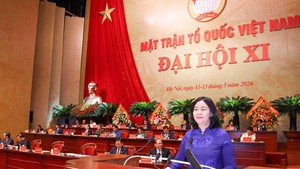 裴氏明怀同志连任第十一届越南祖国阵线中央委员会主席