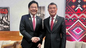 黎明兴总理会见新加坡总理黄循财