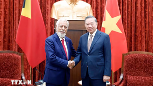 越共中央总书记、国家主席苏林会见东帝汶总理夏纳纳·古斯芒