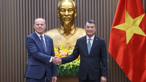 政府总理黎明兴会见加拿大驻越南大使