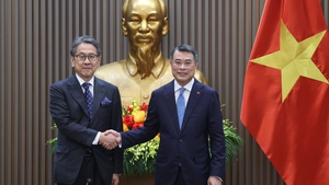黎明兴总理会见日本国际合作银行董事长