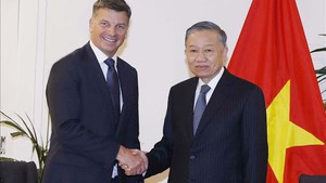 越共中央总书记、国家主席苏林会见澳大利亚自由党领导人