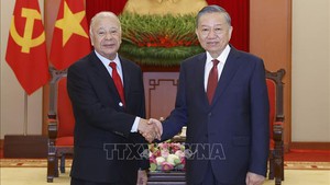 越共中央总书记、国家主席苏林会见墨西哥劳动党总书记