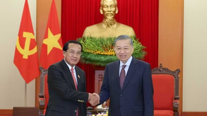 越共中央总书记、国家主席苏林：高度优先巩固和发展越老关系