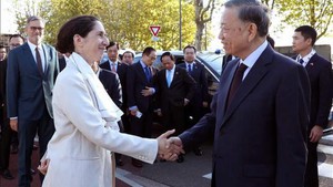 苏林访问法国原子能和替代能源委员会及法国泰雷兹集团技术研究中心