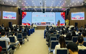 Trao đổi tầm nhìn, chia sẻ kinh nghiệm để thúc đẩy đổi mới sáng tạo, phát triển ngành công nghệ chiến lược