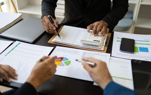 Rút ngắn thời gian giải quyết thủ tục cấp đổi, cấp bổ sung nội dung hoạt động vào Giấy phép và tổ chức, hoạt động của TCTD phi ngân hàng