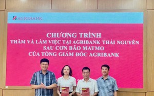 Khi ngân hàng trở thành “phao cứu sinh” giữa dòng nước lũ
