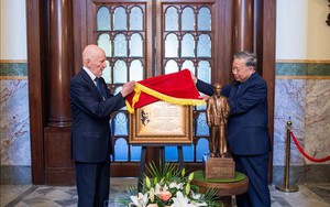 Tổng Bí thư Tô Lâm thăm nơi Bác Hồ từng ở tại Bulgaria