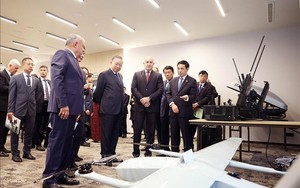 Tổng Bí thư Tô Lâm thăm Công ty công nghiệp quốc phòng Samel-90 của Bulgaria