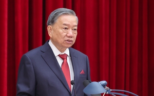 Khai mạc Hội nghị Trung ương lần thứ 13