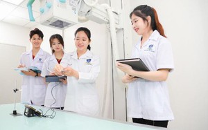 Kiểm định chất lượng giáo dục: Từ ‘người gác cổng’ đến ‘người đồng hành’