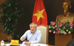 Phó Thủ tướng Thường trực Nguyễn Hòa Bình làm việc với Đảng ủy VNPT và BIDV về công tác chuẩn bị đại hội