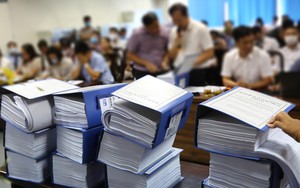 Luật Đấu thầu và yêu cầu sửa đổi khẩn cấp