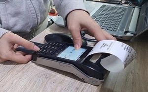 Ngành thuế tăng tốc triển khai đưa hóa đơn điện tử từ máy tính tiền đến từng hộ kinh doanh