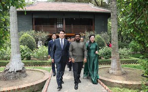 Chủ tịch nước Lương Cường và Tổng thống Sri Lanka thăm Khu di tích Chủ tịch Hồ Chí Minh