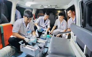 Tiếp tục tập trung toàn lực cứu chữa nạn nhân vụ lật tàu tại Vịnh Hạ Long