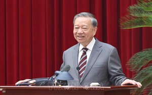 Tổng Bí thư: Trí thức, nhà khoa học, văn nghệ sĩ tiếp tục là lực lượng tiên phong mở đường cho dân tộc tiến lên mạnh mẽ
